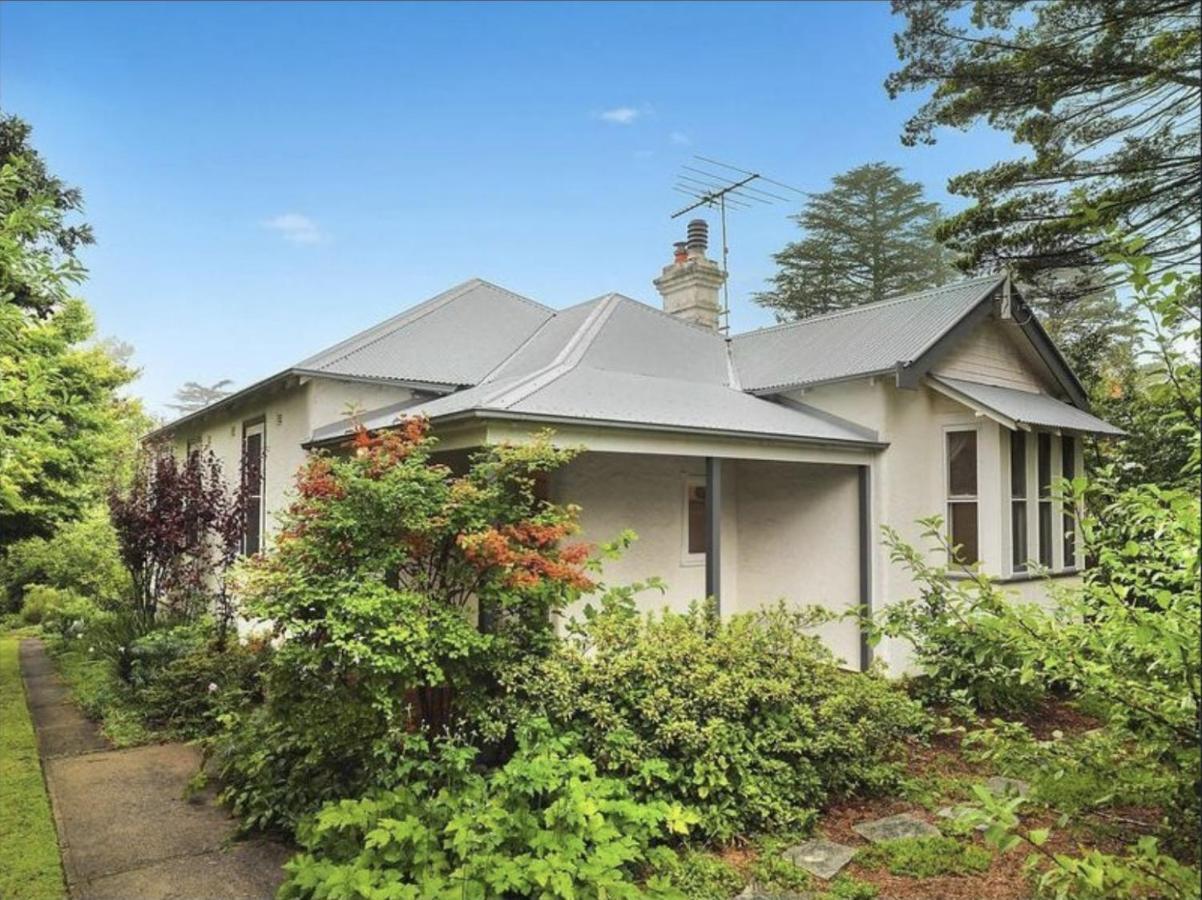 Mintie Cottage On Leura Mall Exterior photo