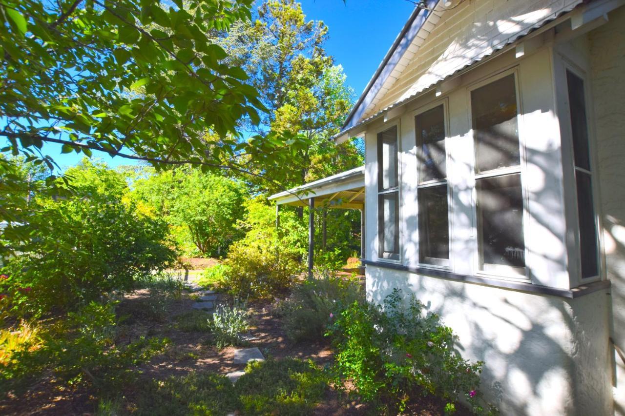 Mintie Cottage On Leura Mall Exterior photo