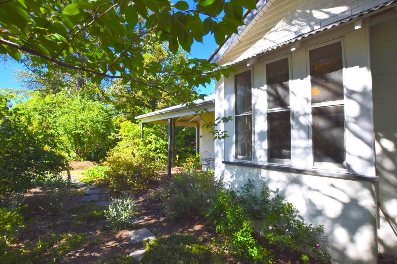Mintie Cottage On Leura Mall Exterior photo