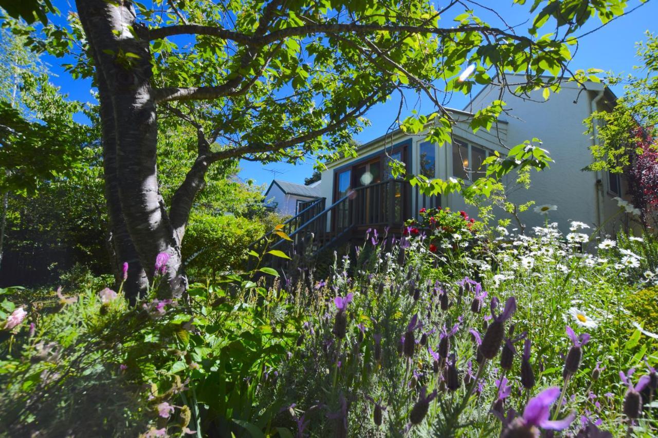 Mintie Cottage On Leura Mall Exterior photo