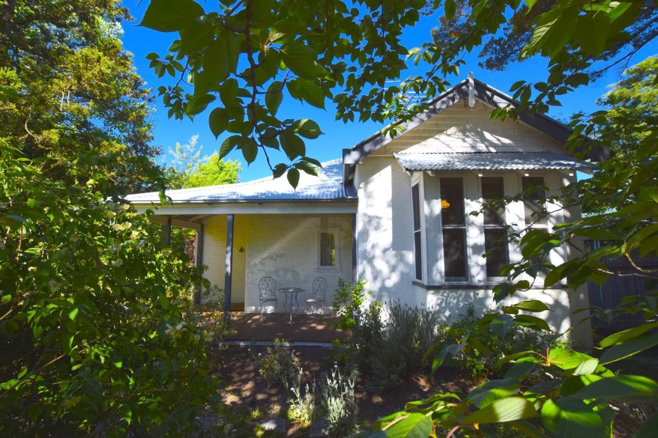 Mintie Cottage On Leura Mall Exterior photo